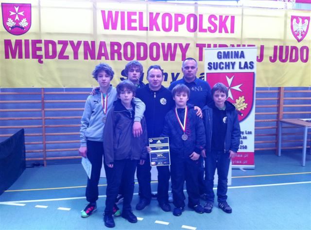 suchy-las-2011